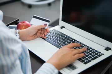 Economic stimulus may arrive as prepaid debit card