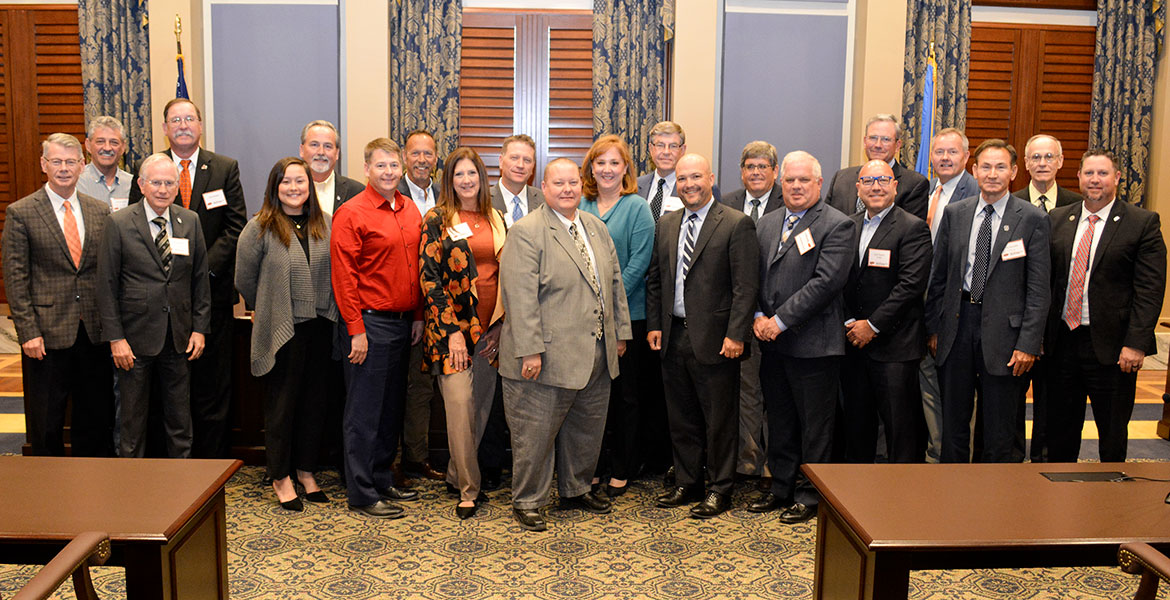 Group photo of FAPC advisory board and Oklahoma legislators