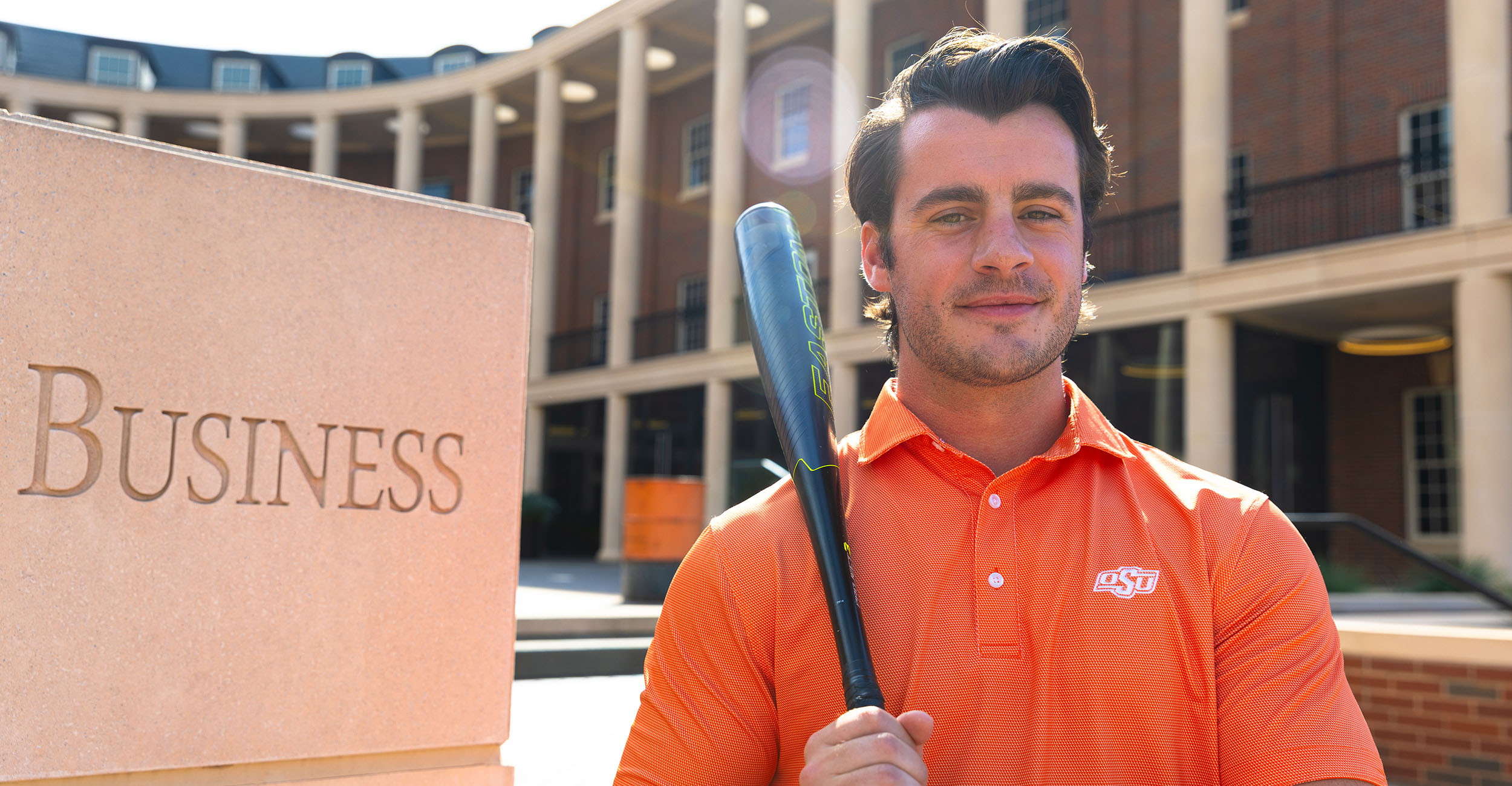 Swing for the Fences: Riata Center helps student creator of SwingRight grow into confident entrepreneur