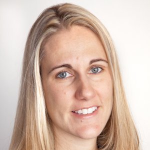JenniferJamesLinkedin.jpeg