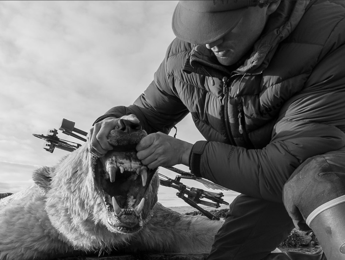 Tapp showcasing his final animal on the North American Super Slam.