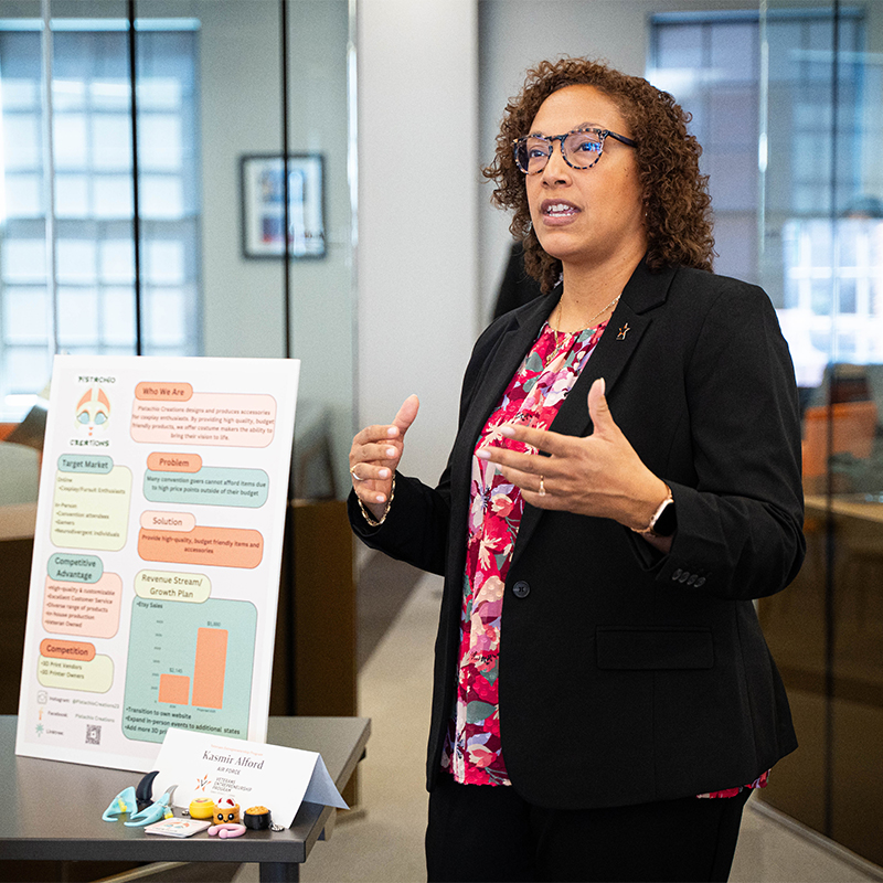 VEP participant Kasmir Alford, an Air Force veteran from Oklahoma, pitches her concept on the final day of the VEP boot camp.