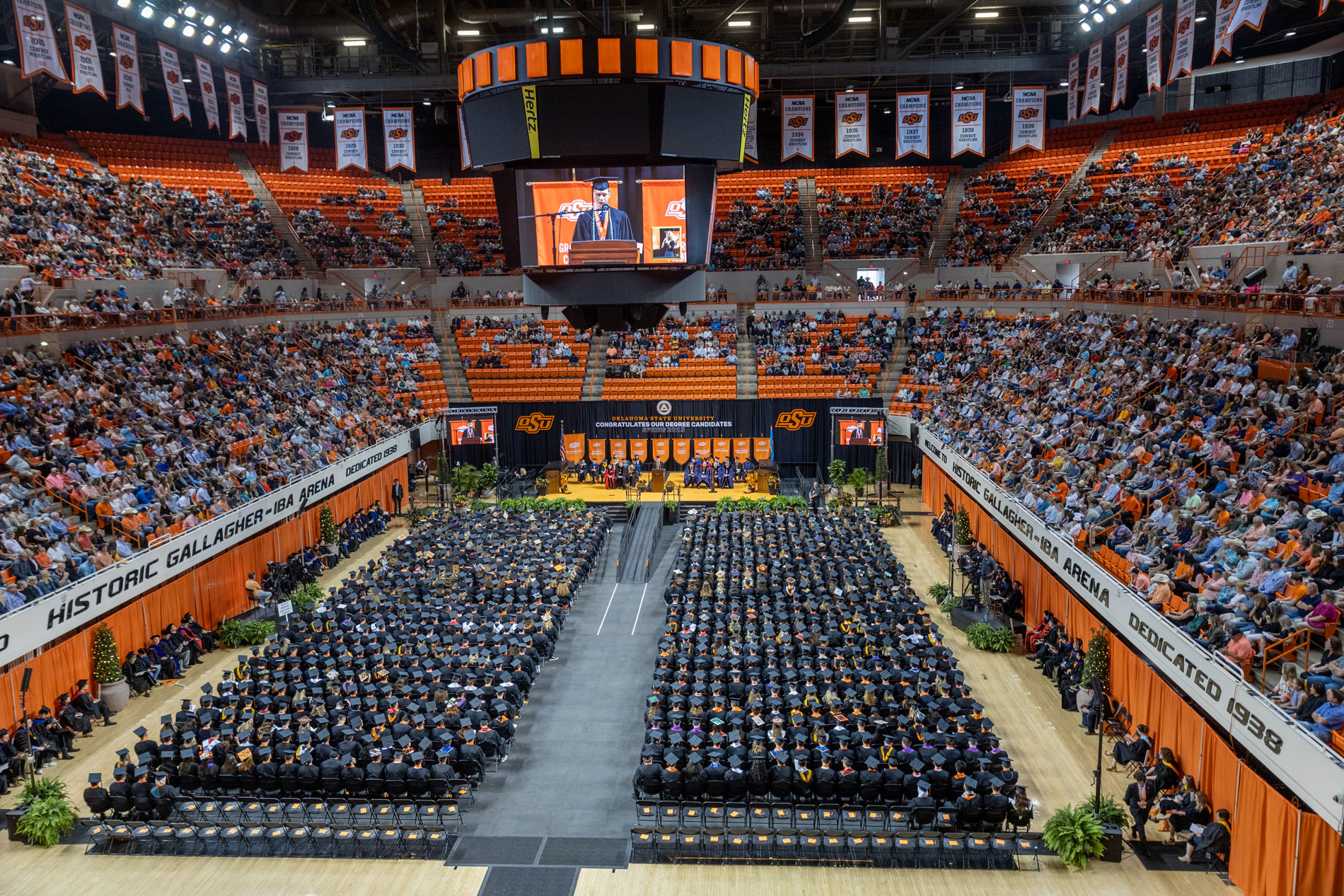 Denny Kellington, trainer who saved Damar Hamlin's life, has OSU degree