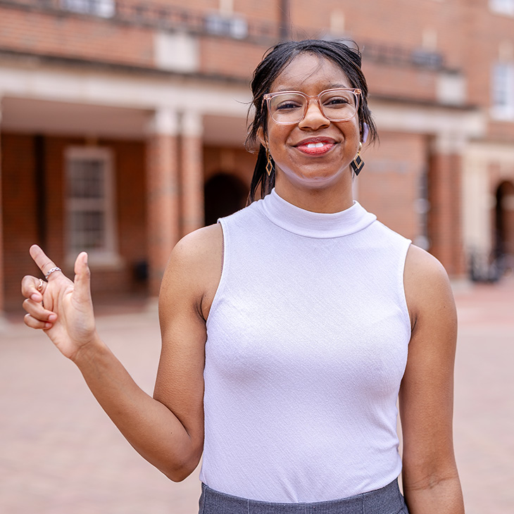 portrait image of Jro Harper