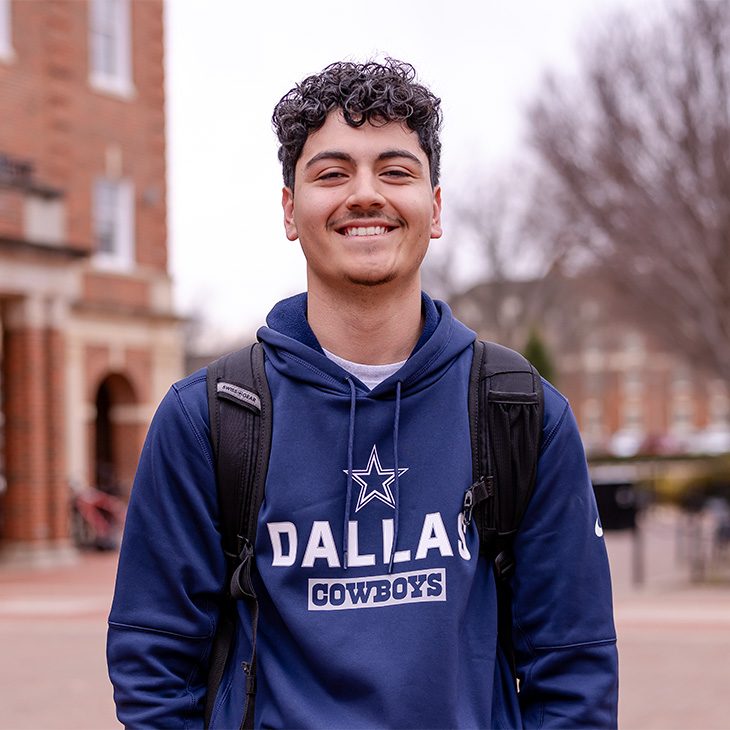 portrait image of Thiago Delapena