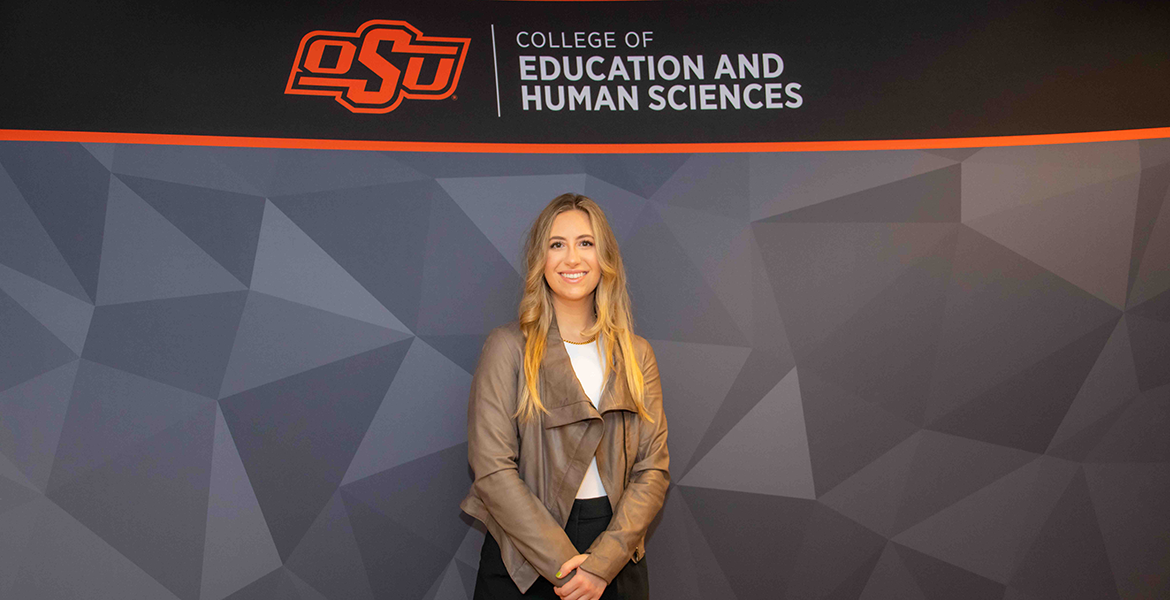 Calli Cooper headshot