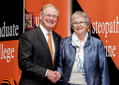 Dr. Barbara Stoecker