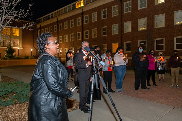 Le Ann Simms sings, "I Believe"