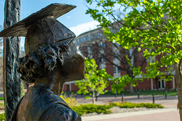 The College of Education and Human Sciences to honor 45 Seniors of Distinction