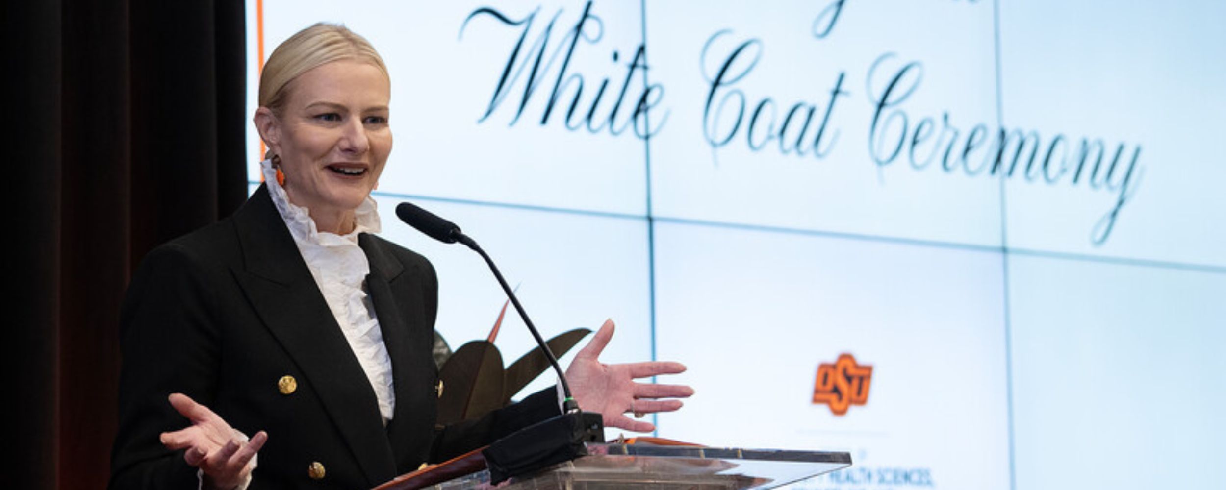 Nursing students take oath at White Coat Ceremony