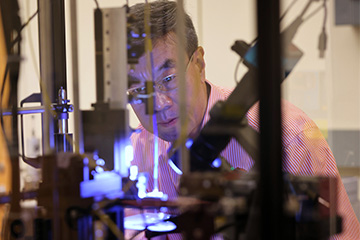 Bridging the Terahertz Gap: Dr. Weili Zhang advances the frontiers of light