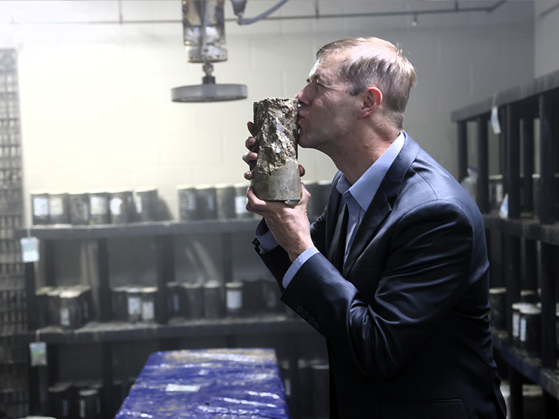 Dr. Ley is passionate kissing concrete