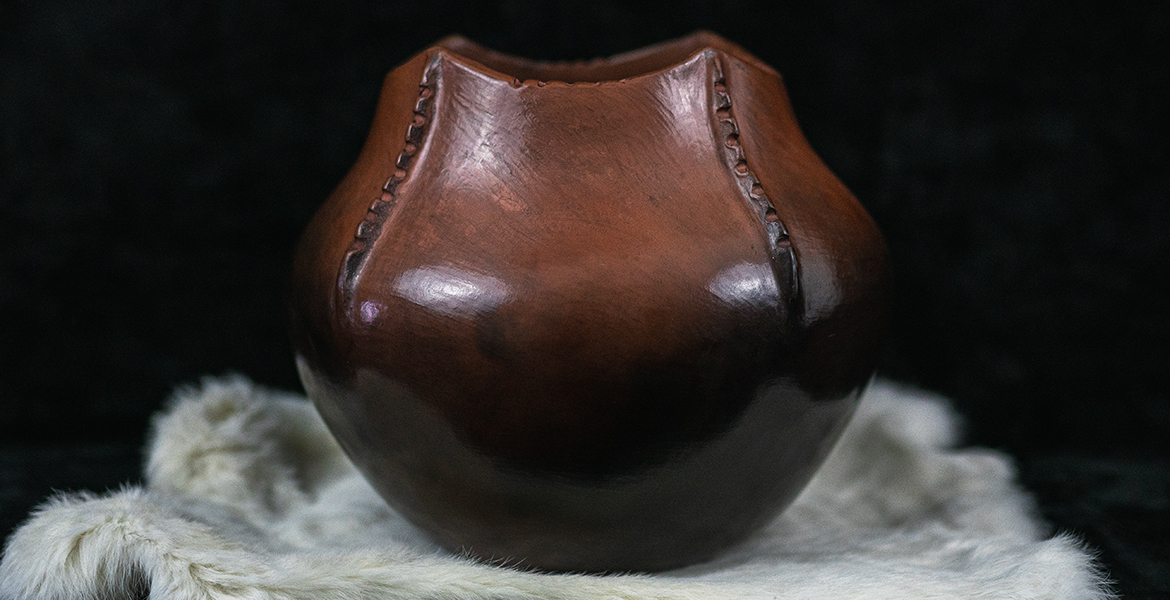 A traditional Cherokee clay cooking pot created by potter and Cherokee National Treasure Jane Osti.