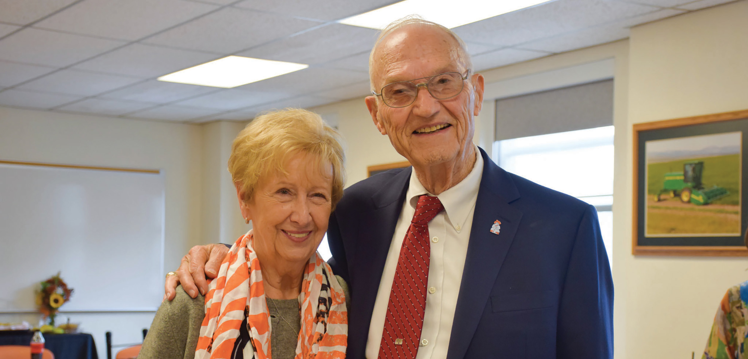 Lieu Smith (right) and Eddie Ursey celebrate his selection as a BAE Distinguished Alumnus during a student meet-and-greet held on campus.