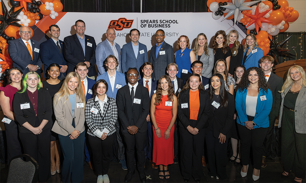 The inaugural cohort of Tom Love Scholars. Love’s Travel Stops contributed a generous $1.08 million to create the new scholarship program named for the late Tom Love, the company’s founder.