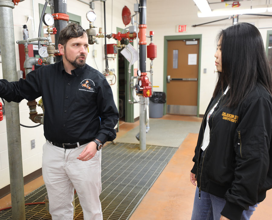 During Anna Zhang’s visit to campus, she got to meet her instructor and advisor, Dr. Bryan Hoskins, while touring the FPSET labs for the first time.