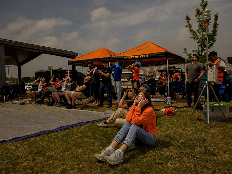 Eclipse balloon launch