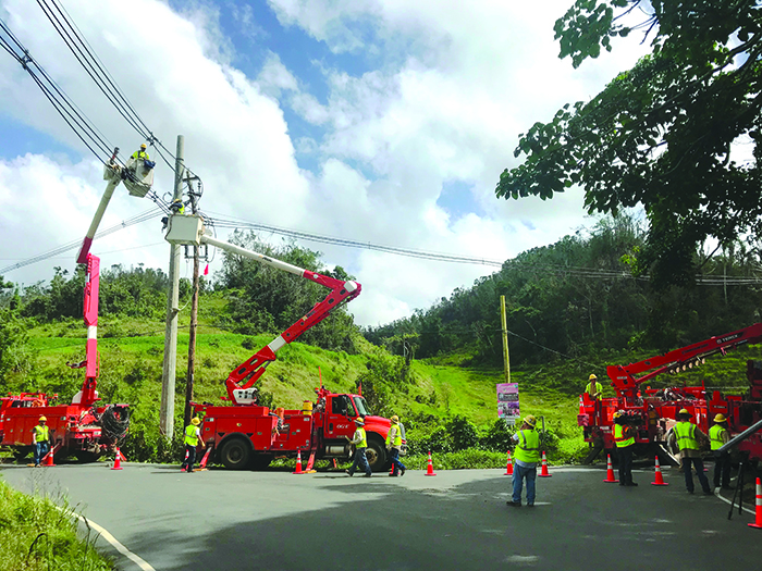 OG&E crews work to get the power back on