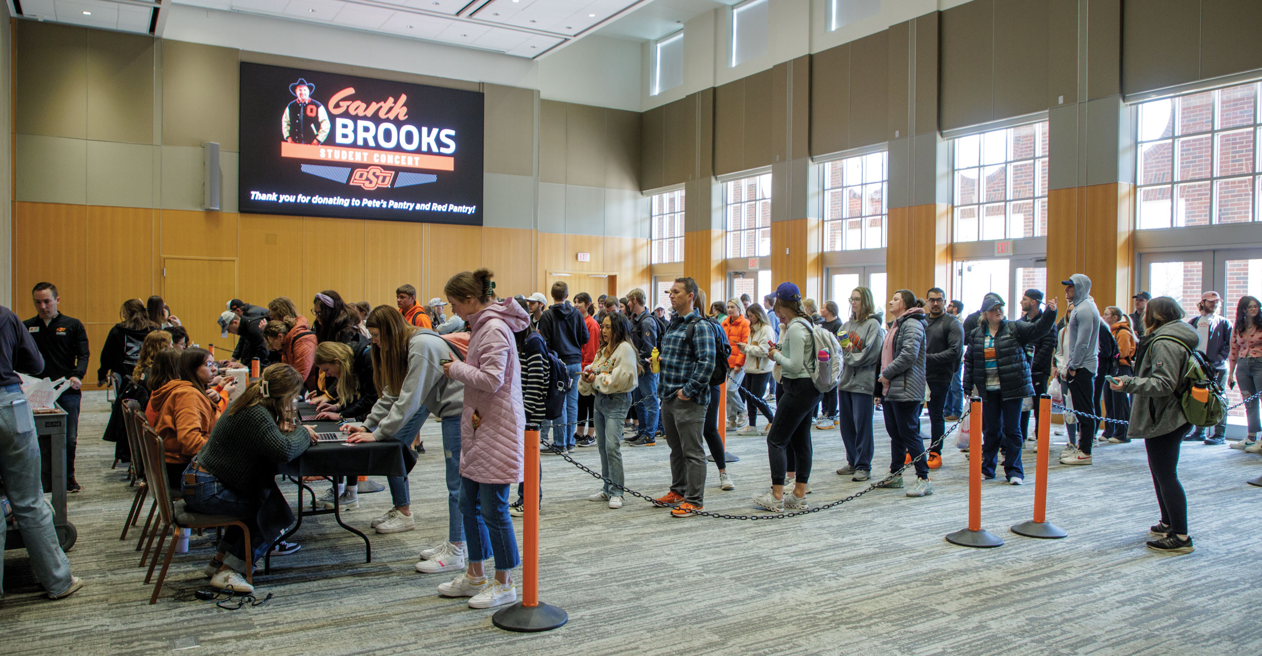 Garth Brooks returns to Stillwater for fundraising concerts