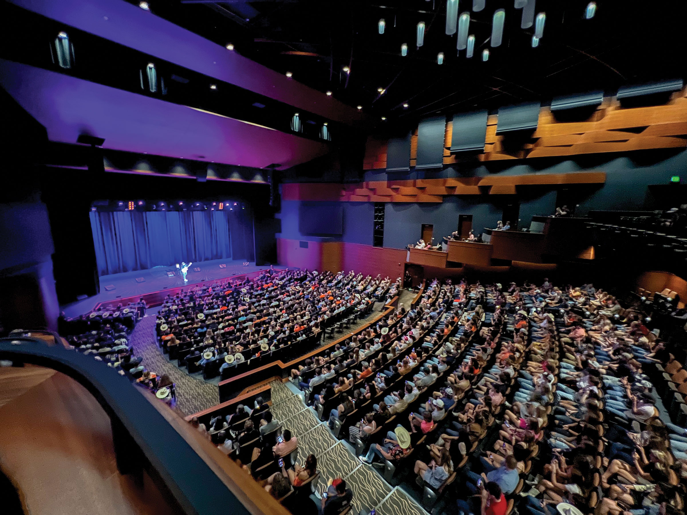 the mcknight center theater full of students at the garth brooks concert