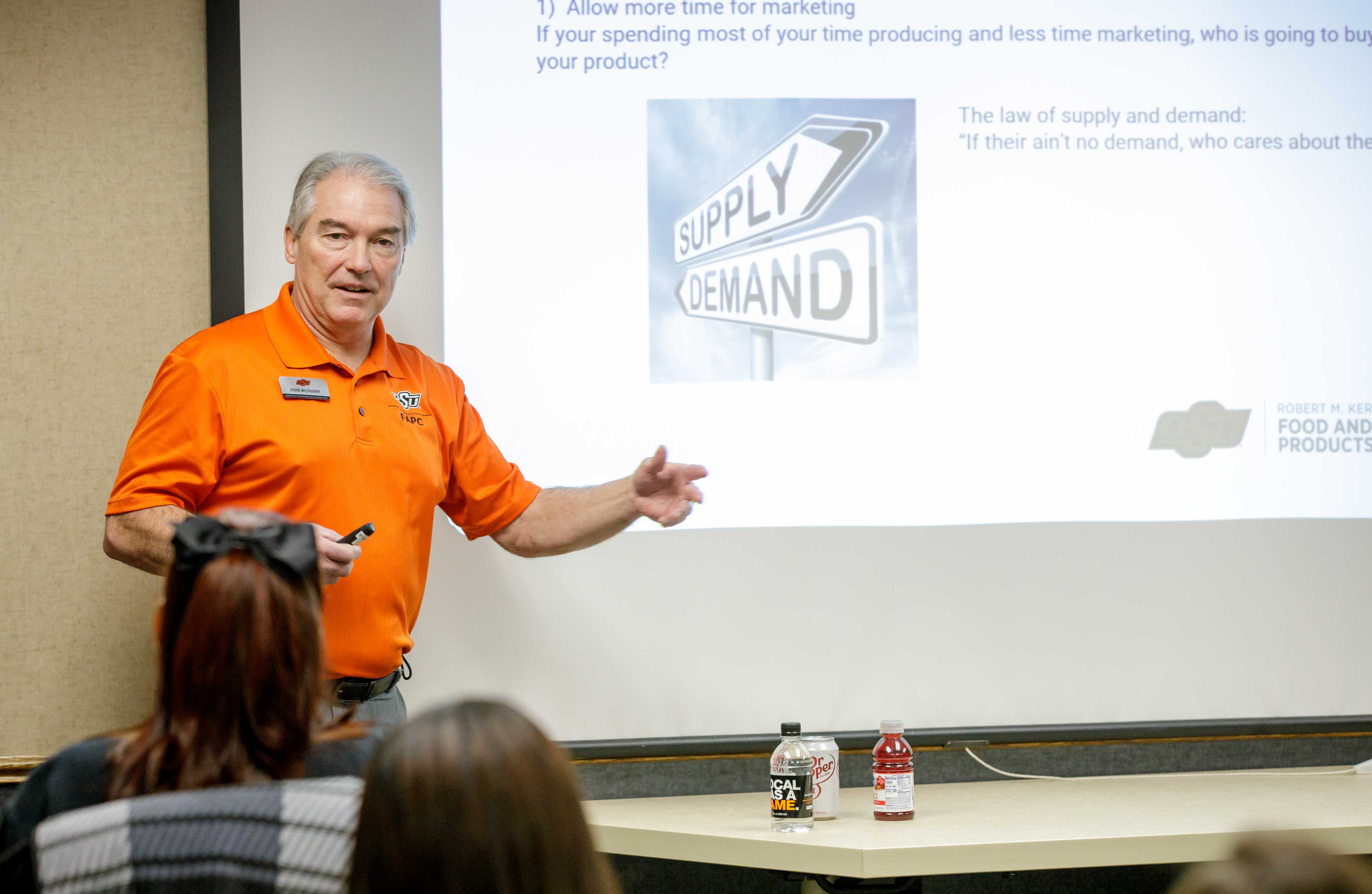 Chuck Willoughby, business and marketing relations manager at FAPC, teaches the Basic Training for Entrepreneurs class.