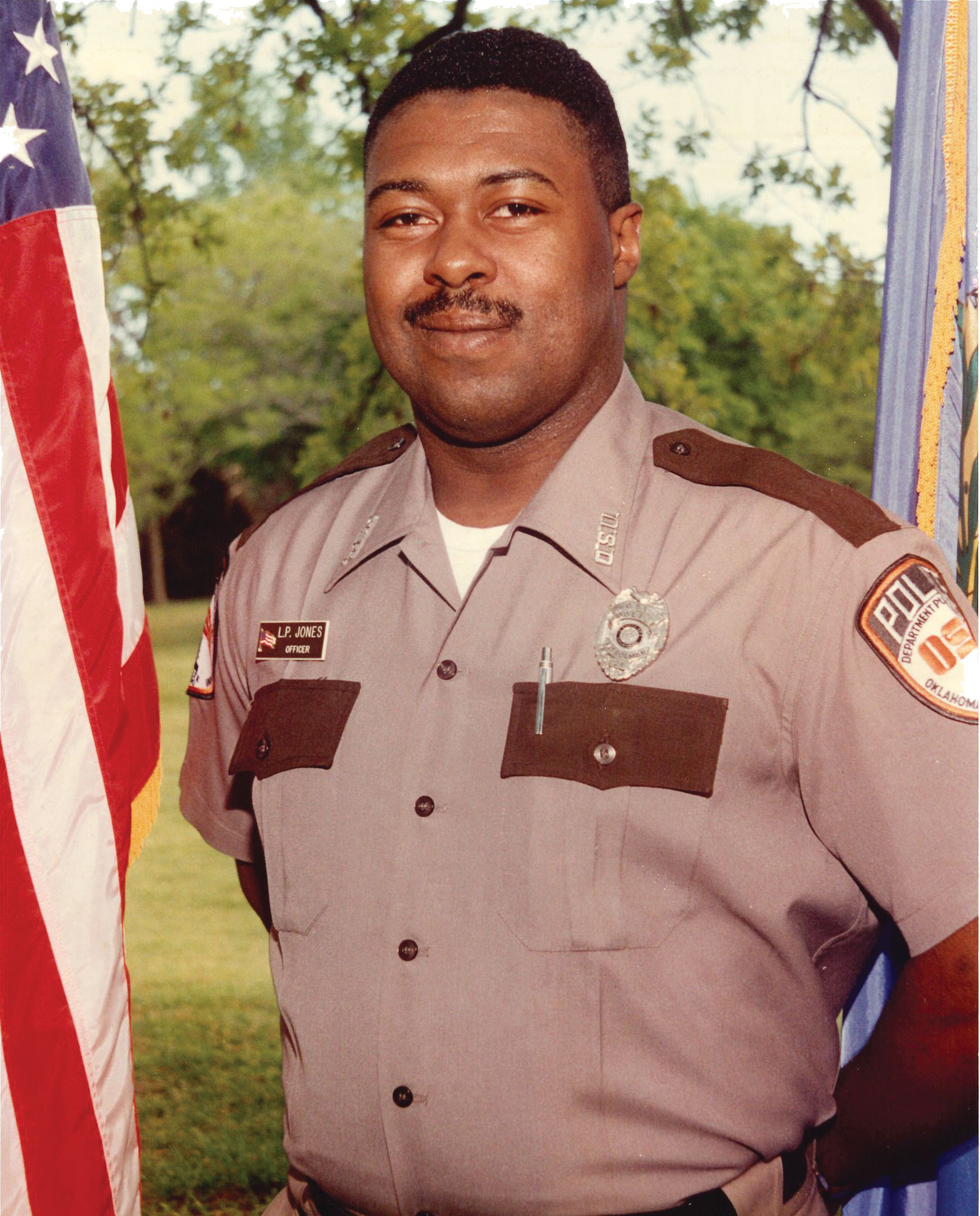 officer leon jones