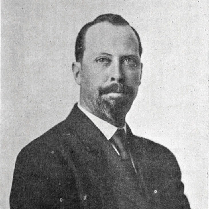 Hi, can you please write a short alt text description of this photo to fit web accessibility standards? Can you describe the gender of the person if there is a person present?