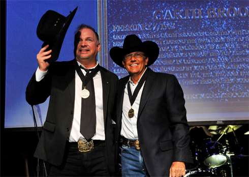 OSU alum Garth Brooks inducted into the Country Music Hall of Fame ...