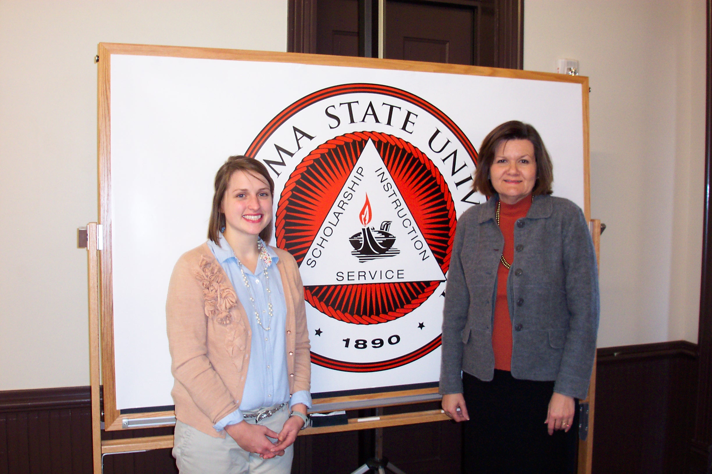 Students Receive Honors College Hoods Oklahoma State University Students Receive Honors College Hoods Oklahoma State University